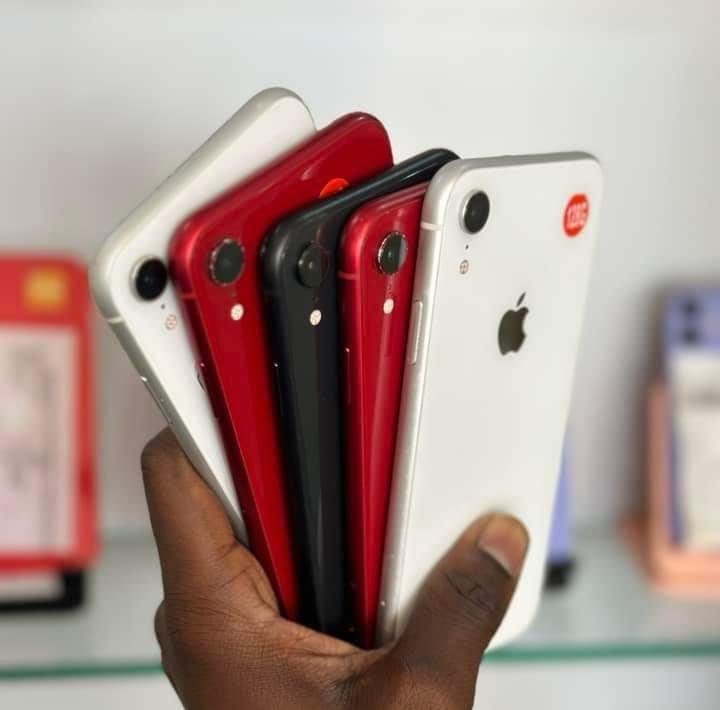 iPhone XR – Image 3