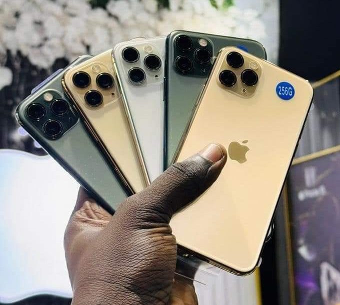 iPhone 11 Pro Max – Image 2