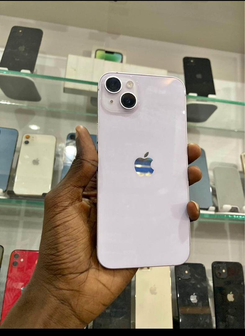 iPhone 14 simple – Image 2